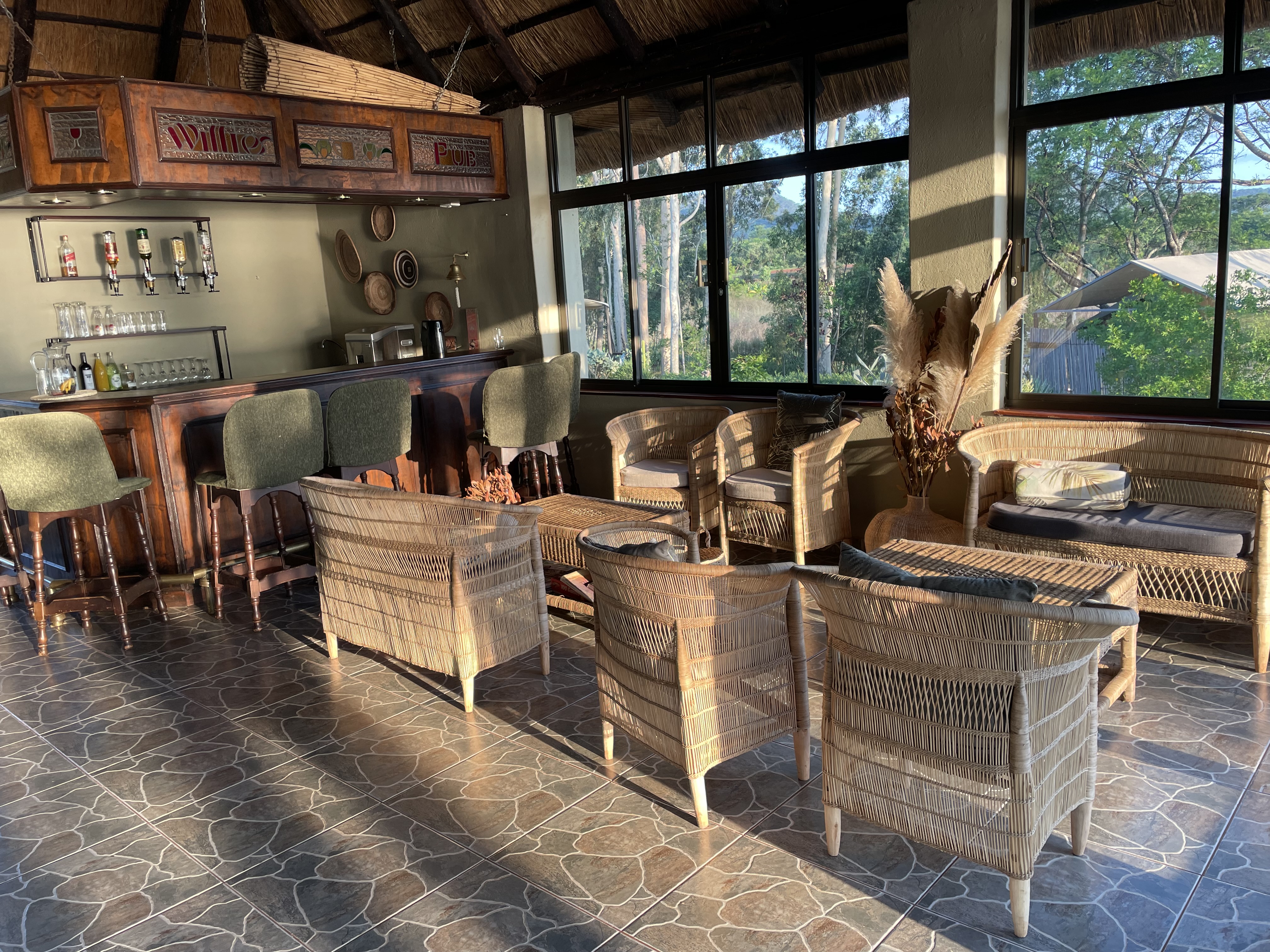 Romelda Lakeside Retreat